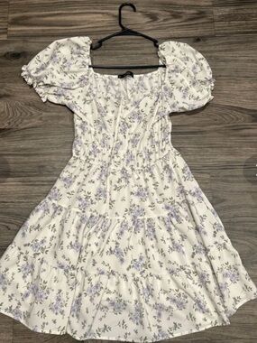 White Floral Midi Dress with Puff Sleeves M NWOT